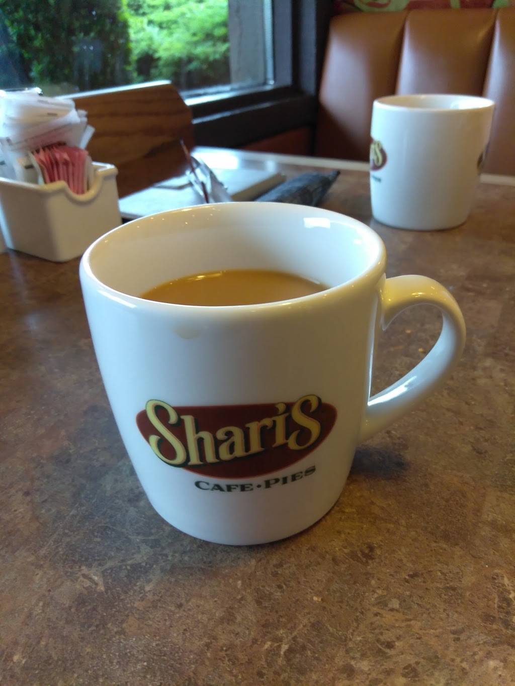 Sharis Cafe and Pies | bakery | 19428 Hwy 99, Lynnwood, WA 98036, USA | 4257786028 OR +1 425-778-6028