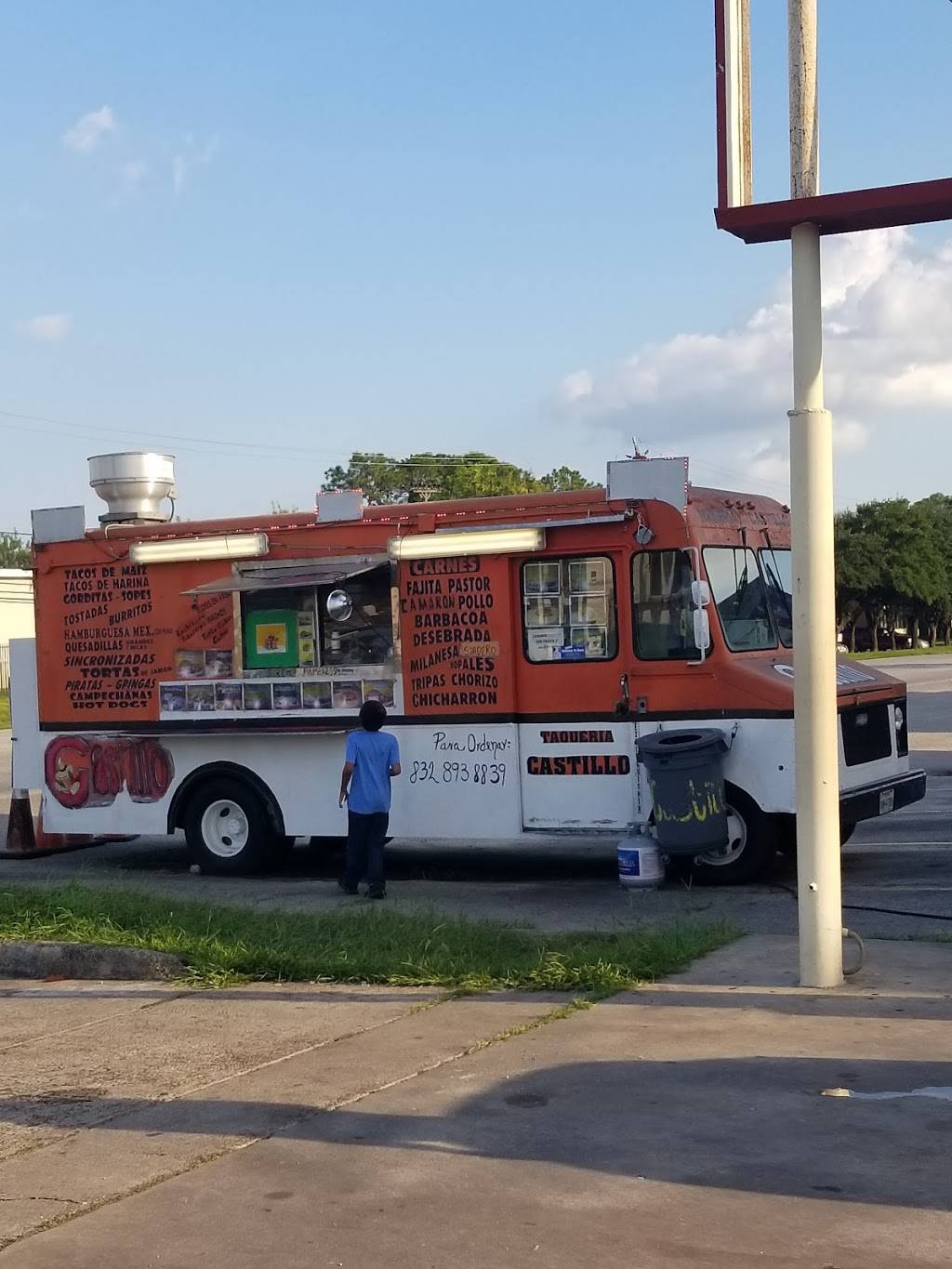 Castillo taqueria la original | restaurant | 4300 S Shaver St, Houston, TX 77034, USA | 8328938839 OR +1 832-893-8839