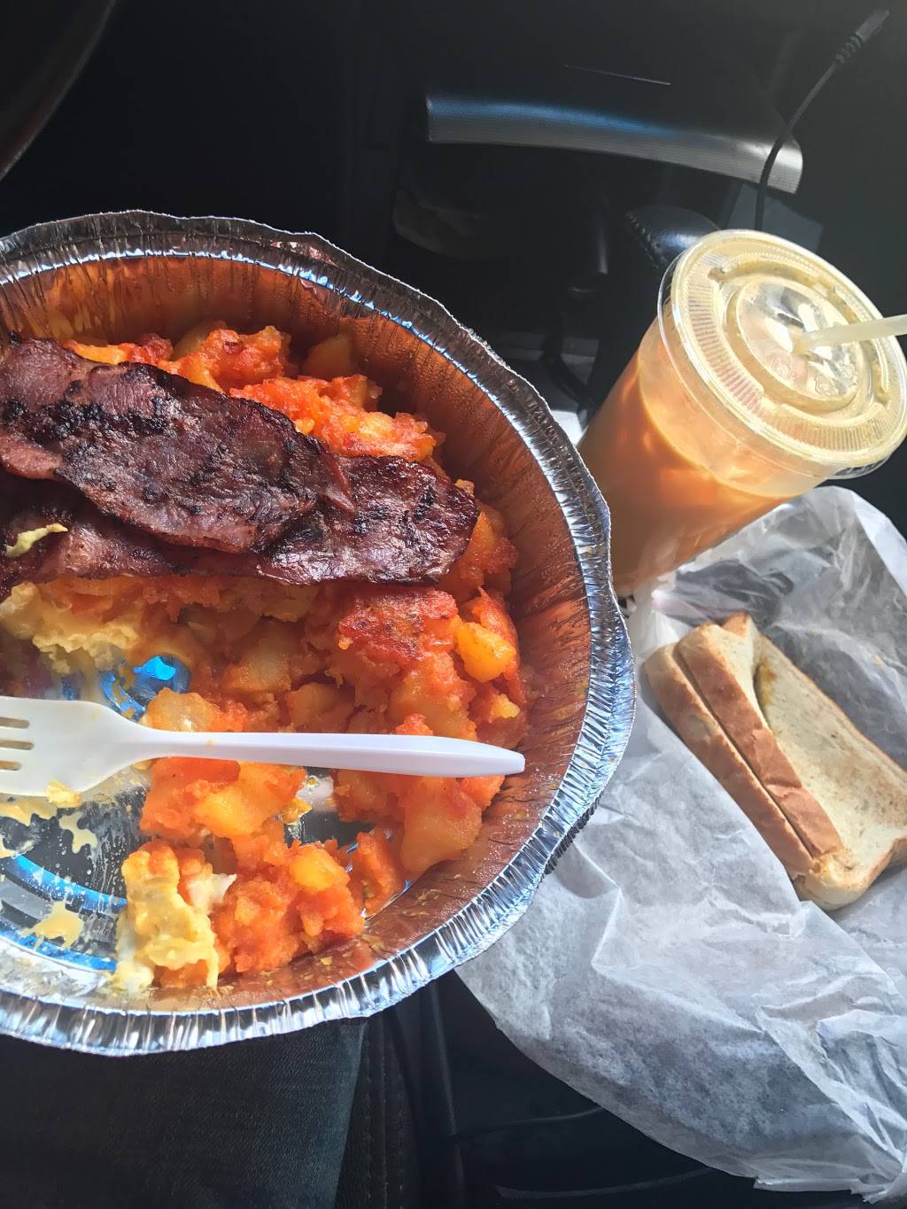 Reben Luncheonette | restaurant | 229 Havemeyer St, Brooklyn, NY 11211, USA | 7183887696 OR +1 718-388-7696