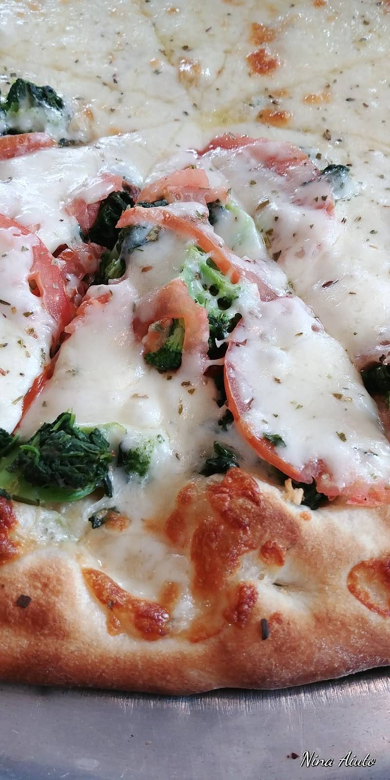 Sciarrinos Pizzeria | restaurant | 2527, 19 N Brookside Rd, Springfield, PA 19064, USA | 6105438400 OR +1 610-543-8400