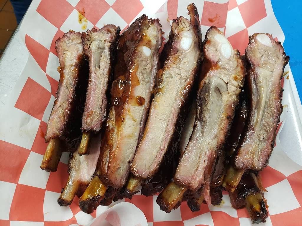 TJs Backyard BBQ | restaurant | 1731 Melrose Ave NW, Roanoke, VA 24017, USA | 5403441801 OR +1 540-344-1801