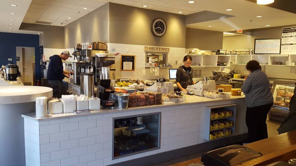 The Linden Store | restaurant | 162 Linden St, Wellesley, MA 02482, USA | 7812379229 OR +1 781-237-9229