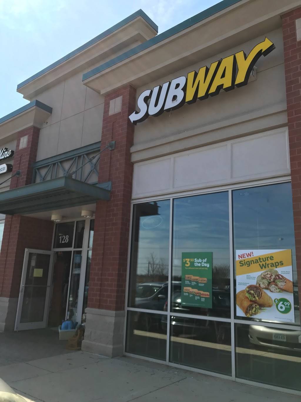 Subway Restaurants | restaurant | 23520 Overland Dr, Market Square #130, Dulles, VA 20166, USA | 7036615036 OR +1 703-661-5036