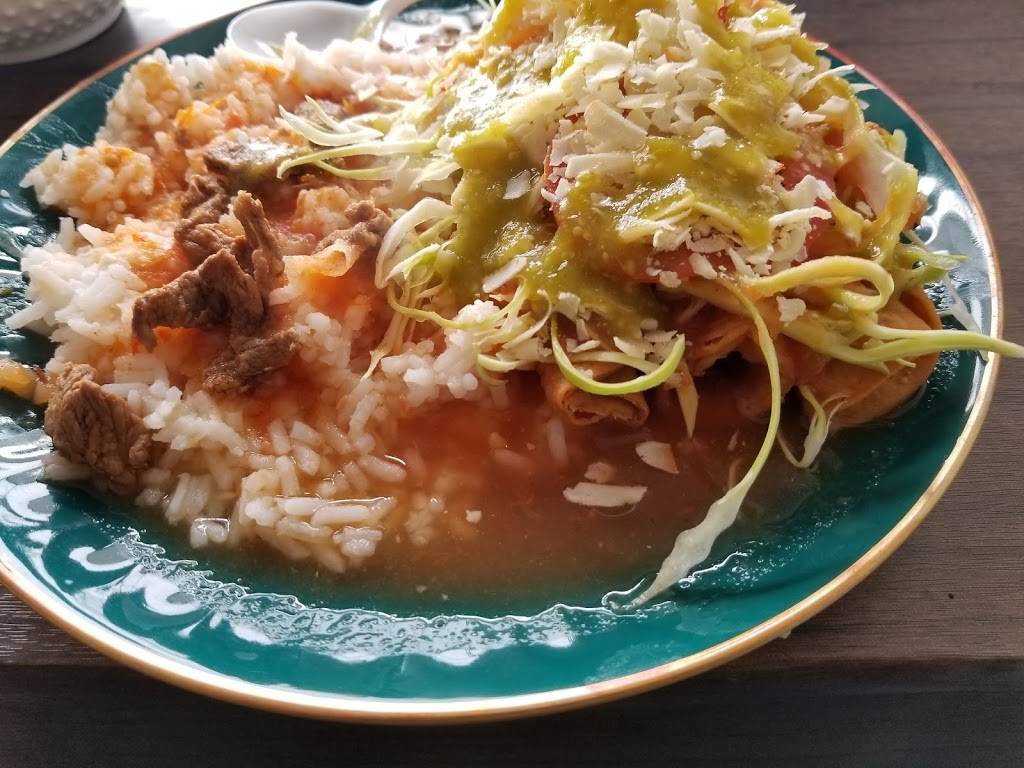 Jugos y antojitos Mexican place | restaurant | 22185, Sanchez Taboada Produtsa, 22185 Tijuana, B.C., Mexico | 016647708458 OR +52 664 770 8458