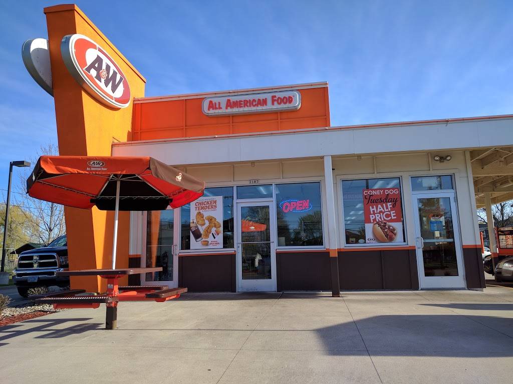 A&W Restaurant | restaurant | 2187 W 9th Ave, Oshkosh, WI 54904, USA | 9202334677 OR +1 920-233-4677