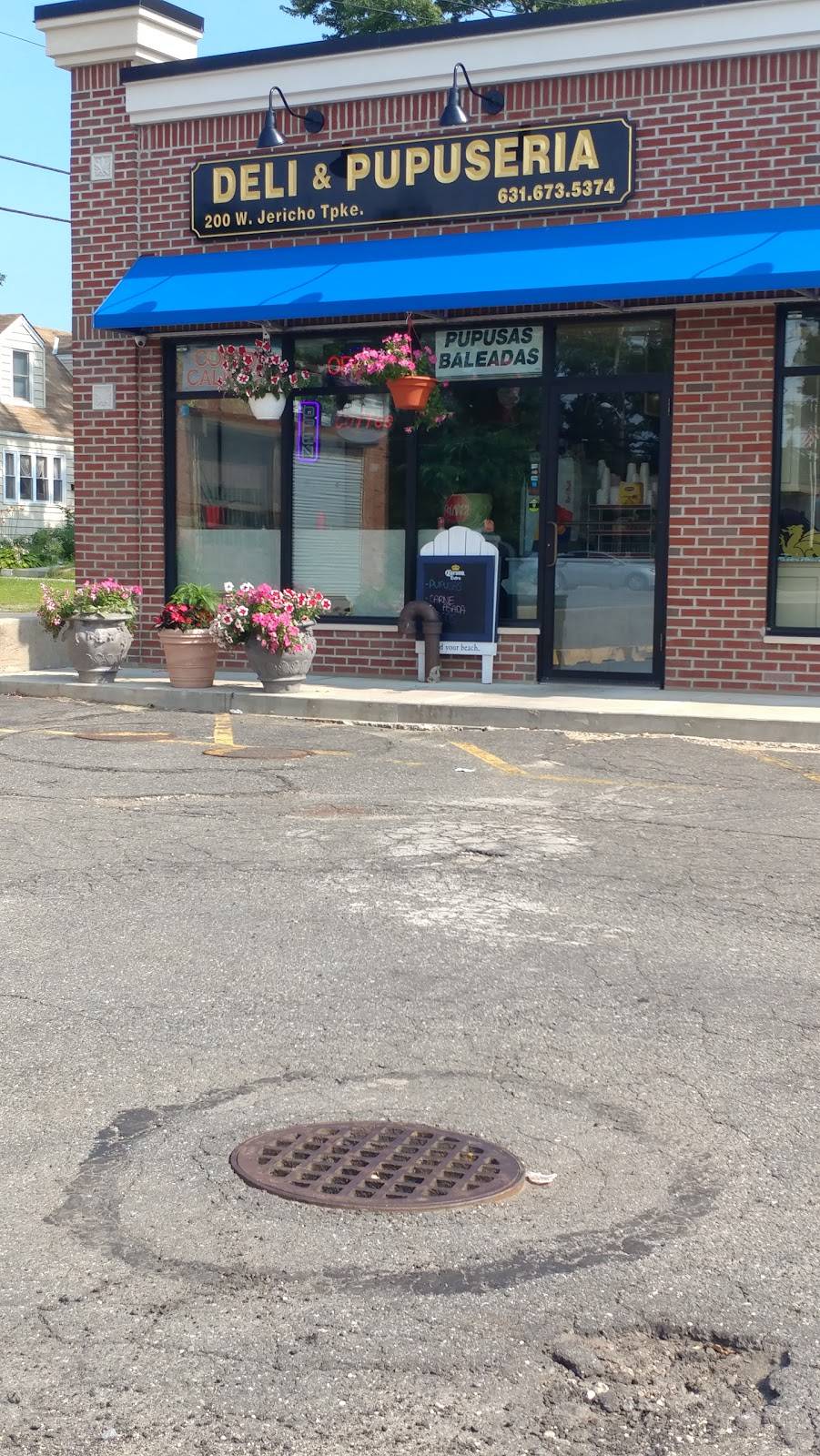 Deli Pupusería Salvadoreña | restaurant | 200 W Jericho Turnpike, Huntington Station, NY 11746, USA | 6316735374 OR +1 631-673-5374