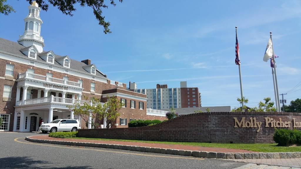 Molly Pitcher | restaurant | 88 Riverside Ave, Red Bank, NJ 07701, USA | 7327472500 OR +1 732-747-2500