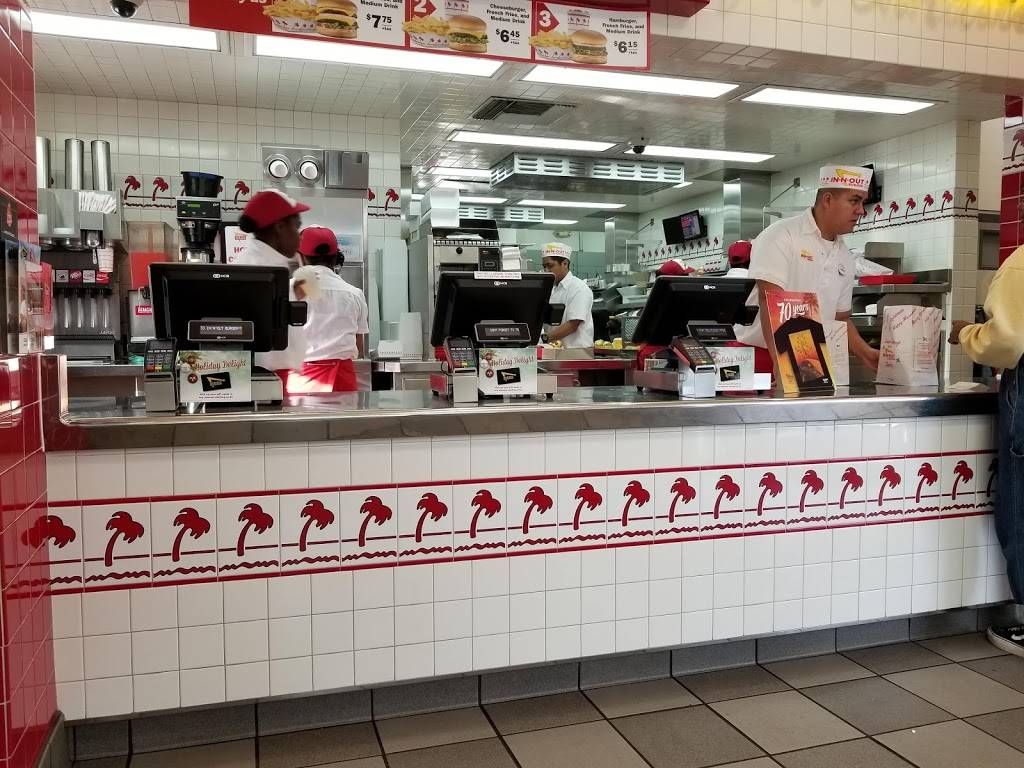 In-N-Out Burger | restaurant | 9245 W Venice Blvd, Los Angeles, CA 90034, USA | 8007861000 OR +1 800-786-1000