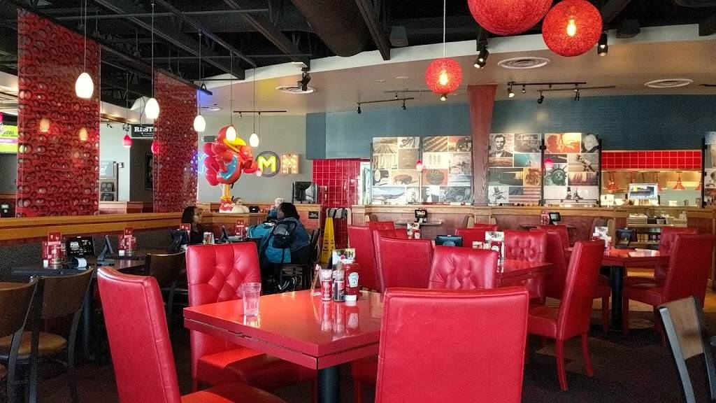 Red Robin Gourmet Burgers and Brews | restaurant | 1507 Highwoods Blvd, Greensboro, NC 27410, USA | 3362926848 OR +1 336-292-6848