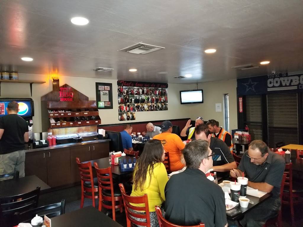 Texas BBQ House | restaurant | 5037 S 24th St, Phoenix, AZ 85040, USA | 6023436447 OR +1 602-343-6447