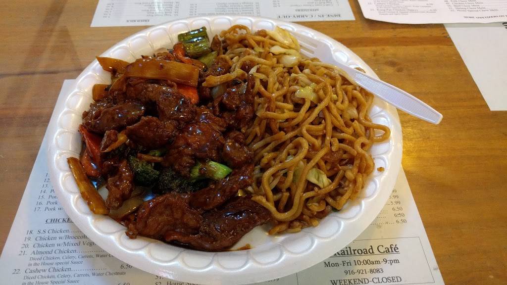 Js Railroad Cafe | restaurant | 1844 Auburn Blvd, Sacramento, CA 95815, USA | 9169218083 OR +1 916-921-8083
