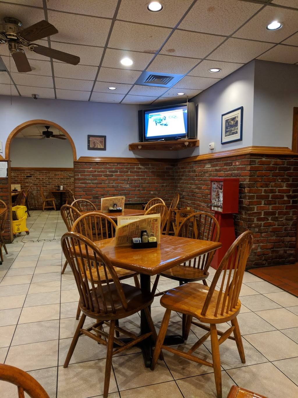 J. Michaels Philly Deli | meal takeaway | 609 Piner Rd, Wilmington, NC 28409, USA | 9103325555 OR +1 910-332-5555