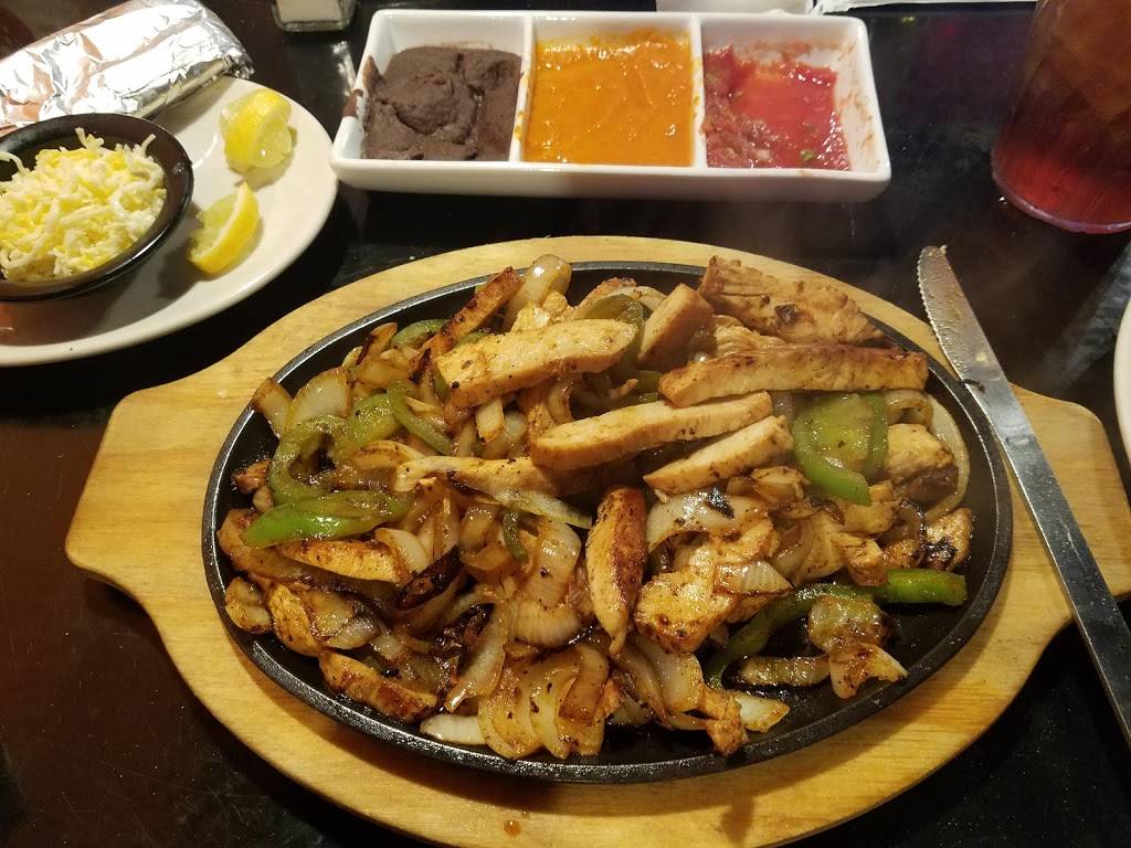 El Paso Mexican Grill | restaurant | 16273 E Main St, Cut Off, LA 70345, USA | 9853257276 OR +1 985-325-7276