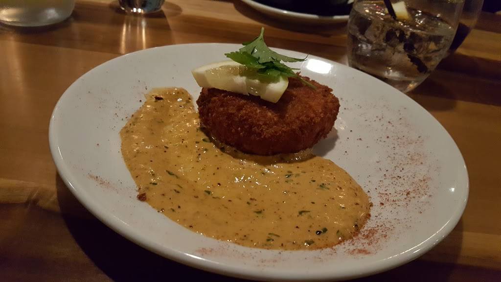 Station 6 | restaurant | 105 Metairie-Hammond Hwy, Metairie, LA 70005, USA | 5043452936 OR +1 504-345-2936