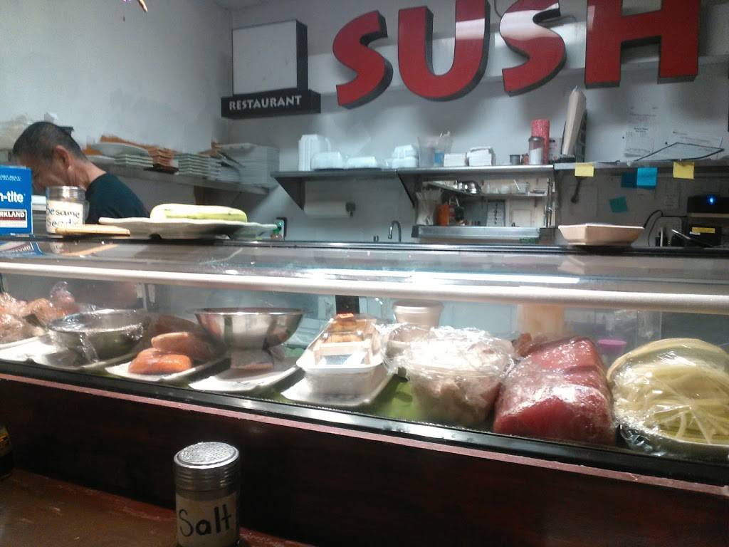 Toshi Sushi | restaurant | 12847 Vanowen St, North Hollywood, CA 91605, USA | 8189822746 OR +1 818-982-2746