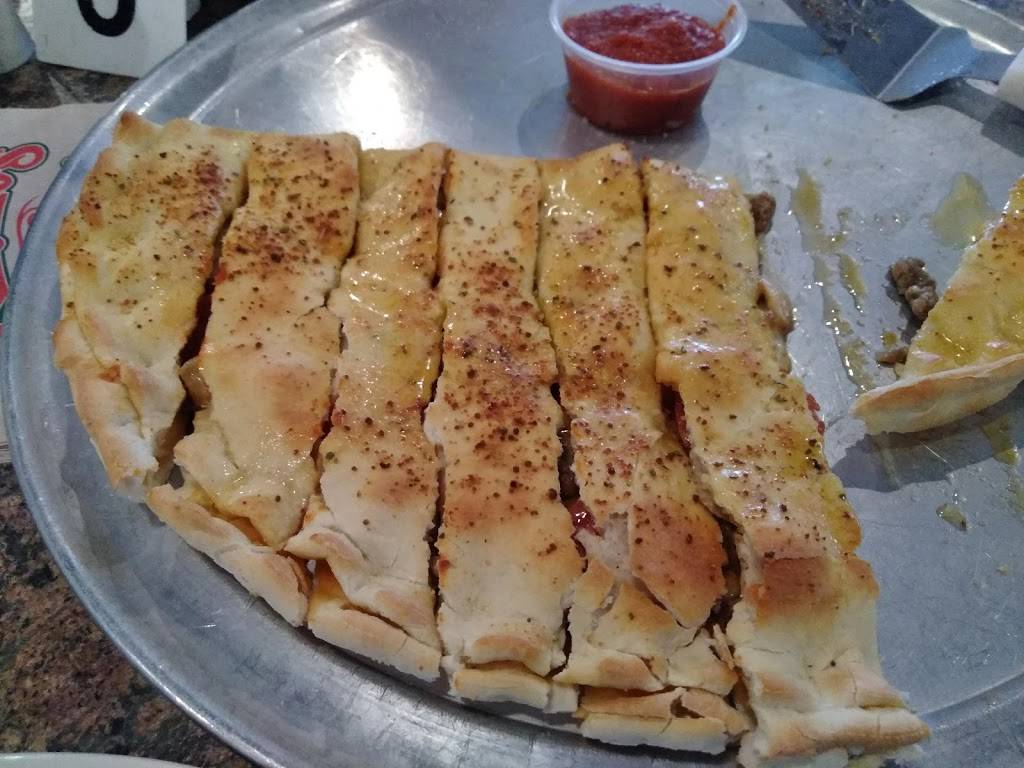 Gambinos Pizza | meal delivery | 1400 Main St, Winfield, KS 67156, USA | 6202292278 OR +1 620-229-2278