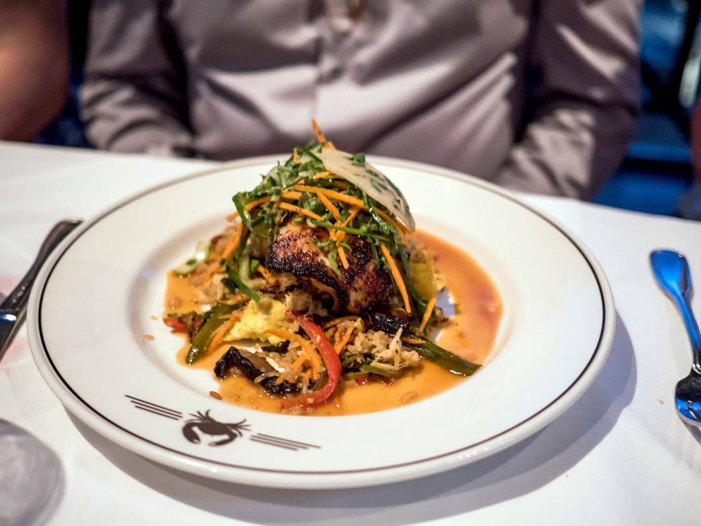 Trulucks | restaurant | 8990 University Center Ln, San Diego, CA 92122, USA | 8584532583 OR +1 858-453-2583