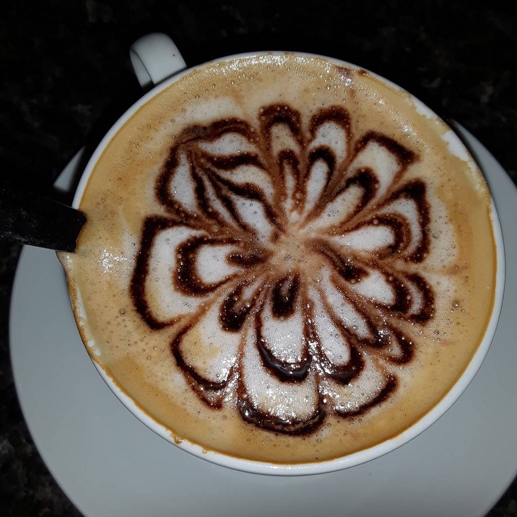 Fresh Dreams | restaurant | 373 Queen St, Peterborough, ON K9H 3J7, Canada | 7055597731 OR +1 705-559-7731