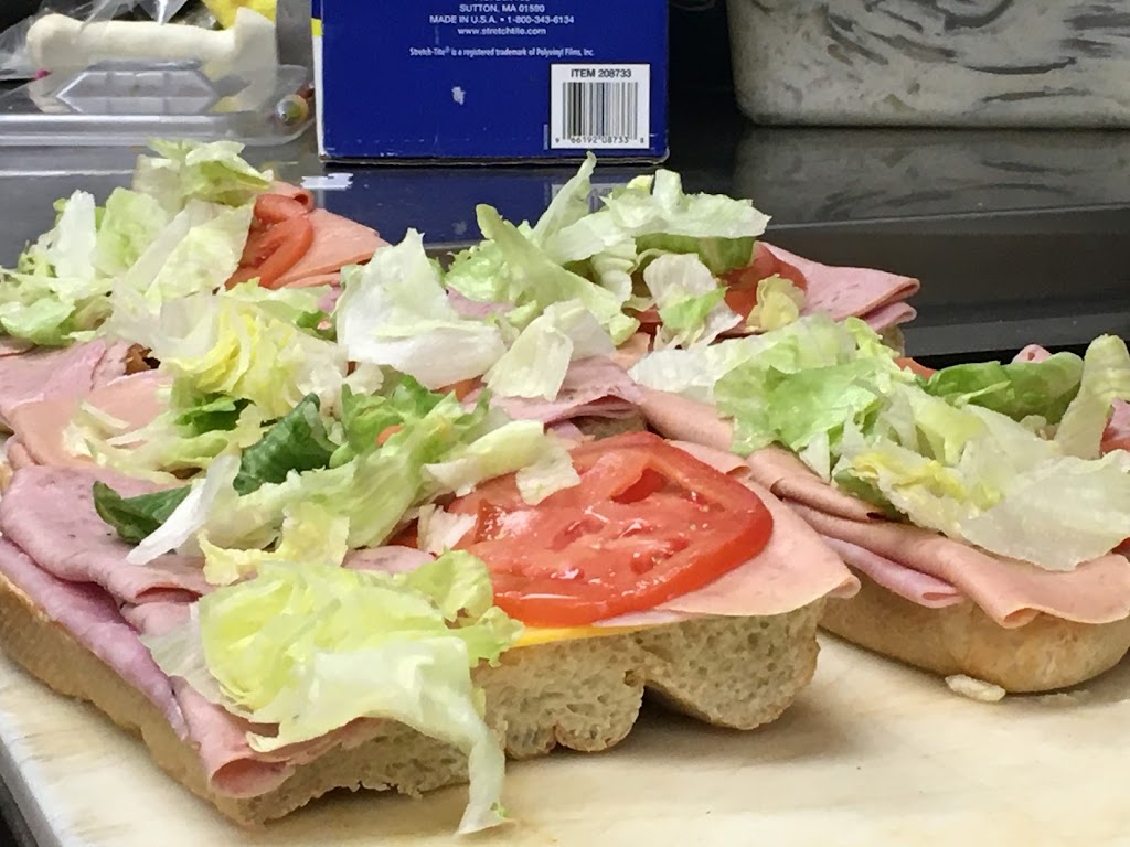 Luckies Market Marley | restaurant | 7713 Baltimore Annapolis Blvd, Glen Burnie, MD 21060, USA | 4105907713 OR +1 410-590-7713