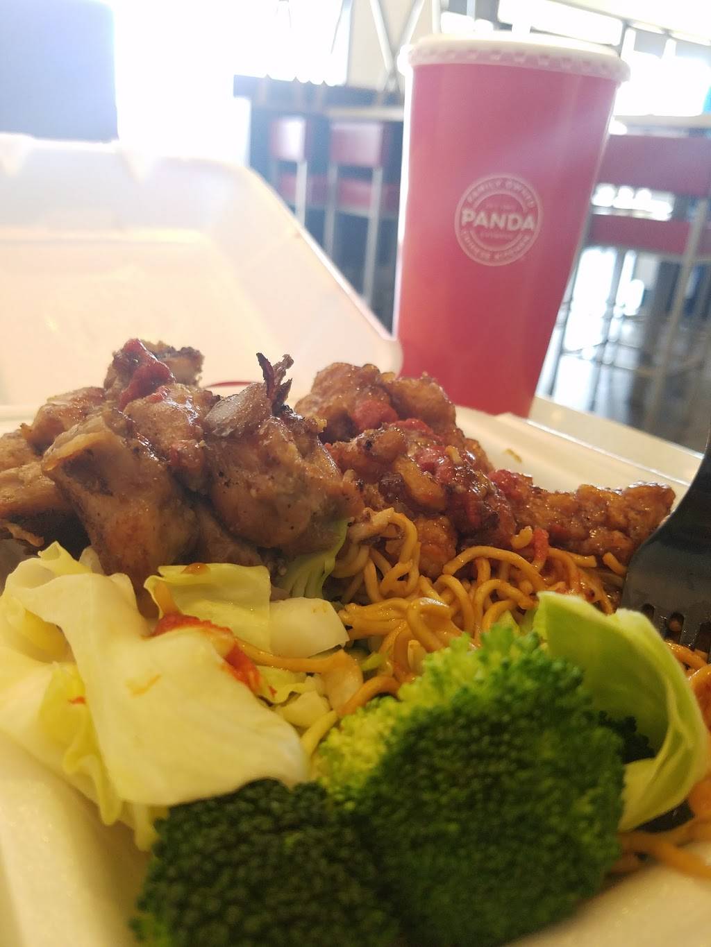 Panda Express | restaurant | 6900 N Mesa St, El Paso, TX 79912, USA | 9155810868 OR +1 915-581-0868