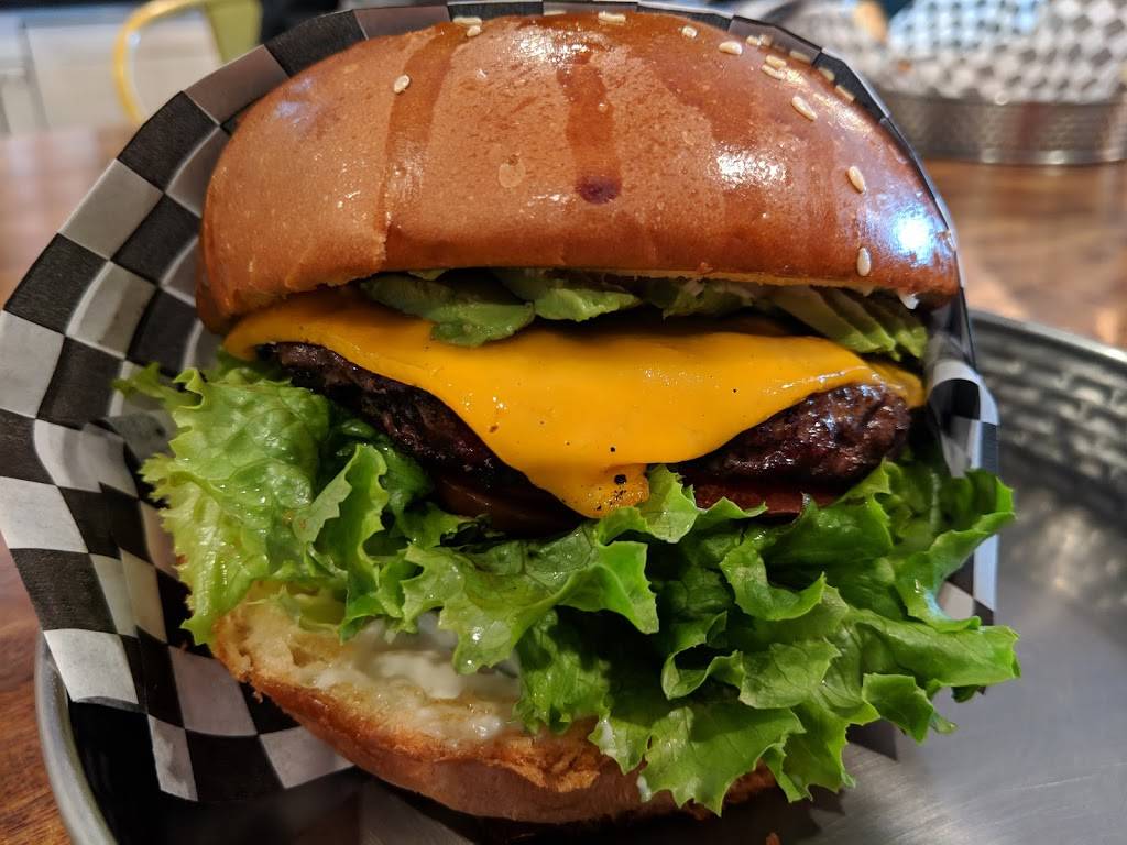 A+ Burger | restaurant | 6228 Telegraph Ave, Oakland, CA 94609, USA | 5102509598 OR +1 510-250-9598