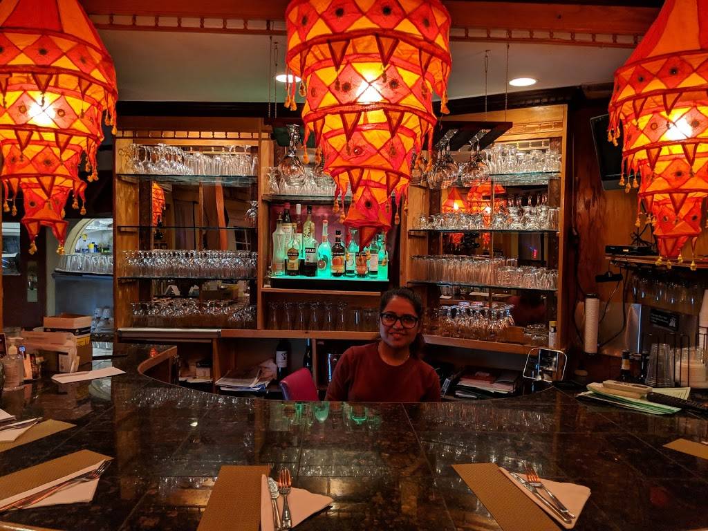 Mitho Restaurant | restaurant | 831 Main St, Winchester, MA 01890, USA | 7813691477 OR +1 781-369-1477