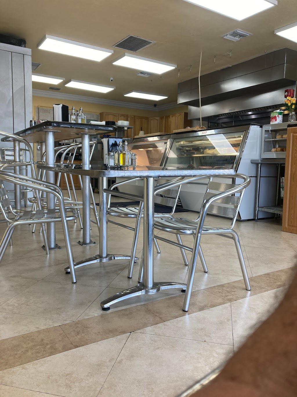 Spadaro | restaurant | 1330 S Federal Hwy, Deerfield Beach, FL 33441, USA | 9545965330 OR +1 954-596-5330