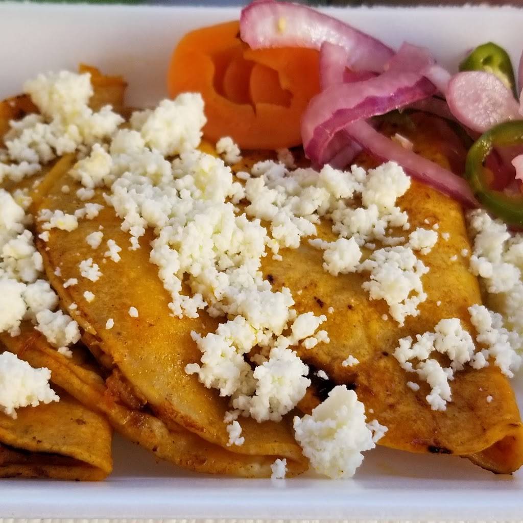 Tacos De Canasta El abuelo | restaurant | 2810 E Olympic Blvd, Los Angeles, CA 90023, USA | 8186656782 OR +1 818-665-6782