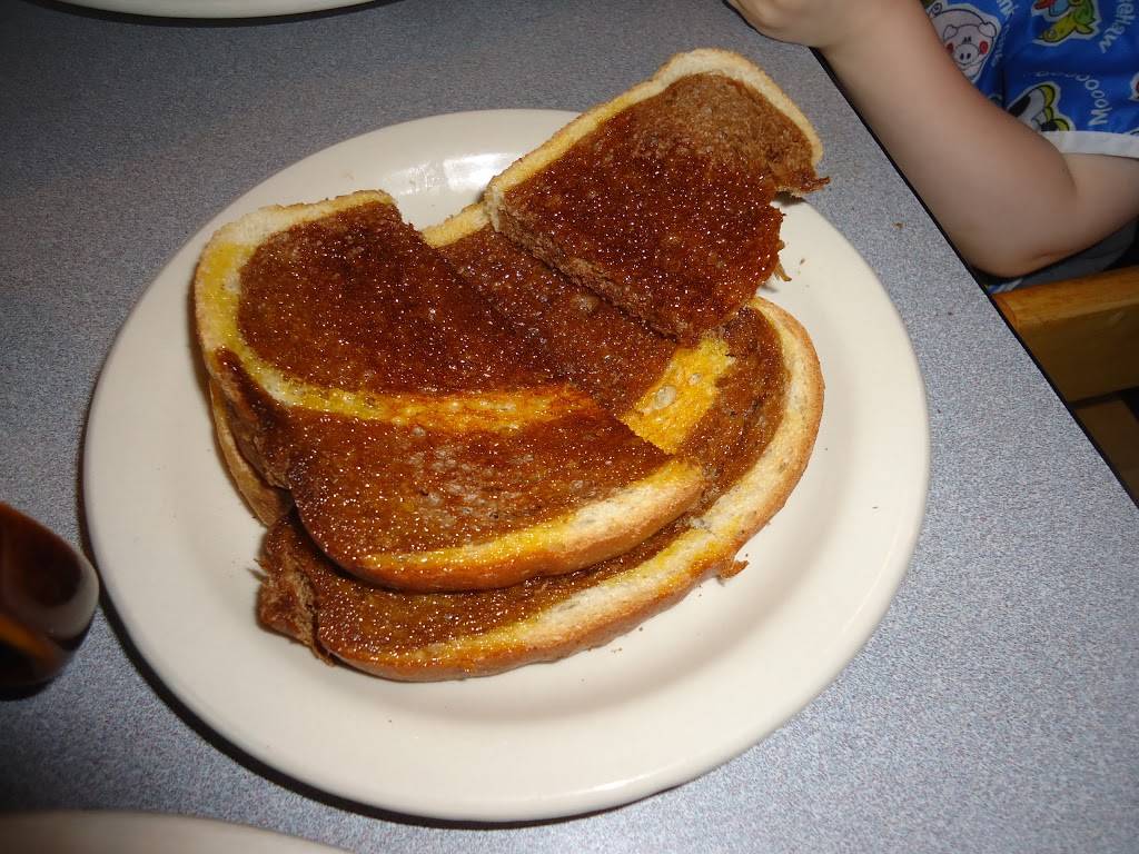 Papous Place | restaurant | 67240 Main St, Richmond, MI 48062, USA | 5867271199 OR +1 586-727-1199