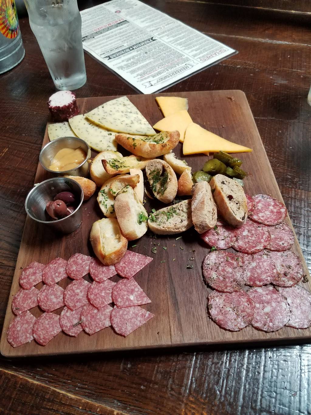 Clubhouse BFD | restaurant | 2265 Crooks Rd, Rochester Hills, MI 48309, USA | 2482896093 OR +1 248-289-6093