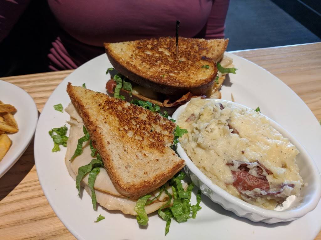 Aubreys | restaurant | 430 Pinnacle Pkwy, Bristol, TN 37620, USA | 4235731062 OR +1 423-573-1062