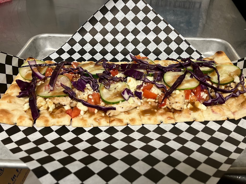 Bunkers Grill and Patio Bar | restaurant | East, 750 US-70, Crossville, TN 38555, USA | 9313370119 OR +1 931-337-0119