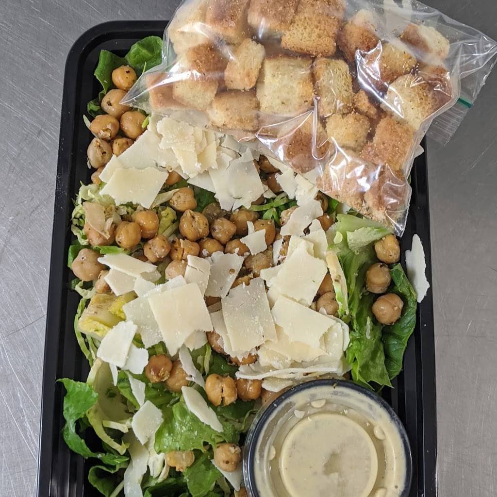 Under the Ground Blono | restaurant | 2 River Run, Downs, IL 61736, USA | 3092120333 OR +1 309-212-0333