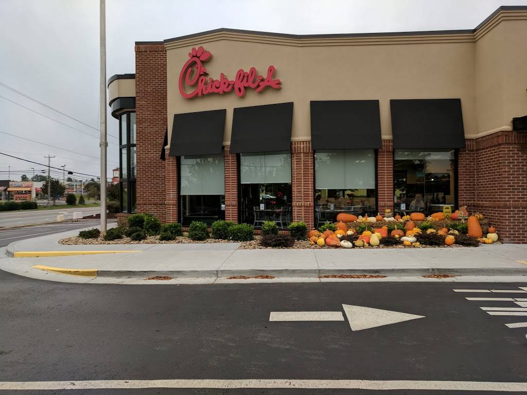 Chick-fil-A | restaurant | 228 Turnersburg Hwy, Statesville, NC 28625, USA | 7048810002 OR +1 704-881-0002
