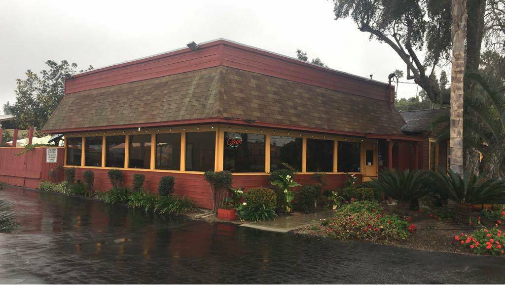 Mariscos El Pacifico Fallbrook | restaurant | 2155, 111, N Vine St, Fallbrook, CA 92028, USA | 7607289737 OR +1 760-728-9737