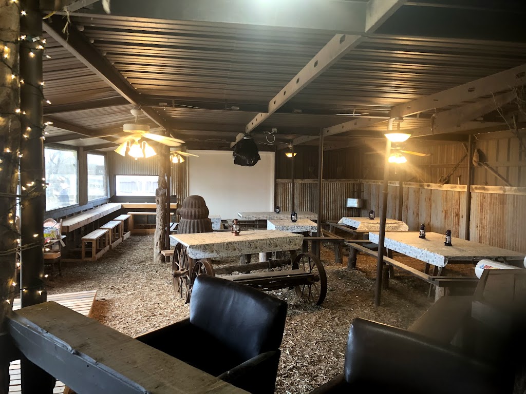 Tombstone BBQ | restaurant | 1203 S Date, Plainview, TX 79072, USA | 8067743540 OR +1 806-774-3540