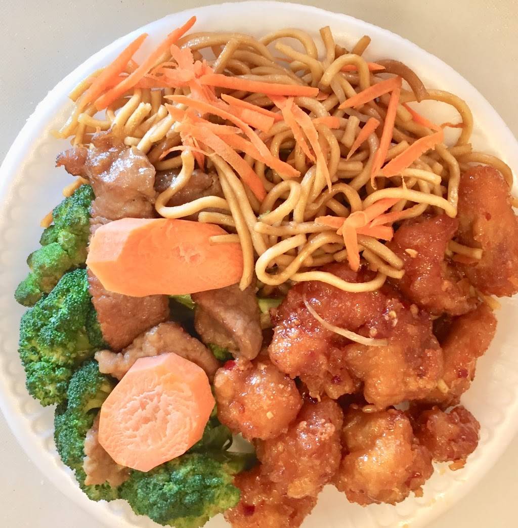 China Palace Restaurant | restaurant | 1568 N First St, Fresno, CA 93703, USA | 5592680820 OR +1 559-268-0820