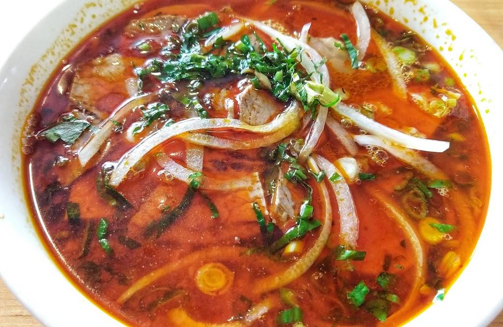 Nam Vang Restaurant | restaurant | 1380 Lyell Ave, Rochester, NY 14606, USA | 5853194137 OR +1 585-319-4137