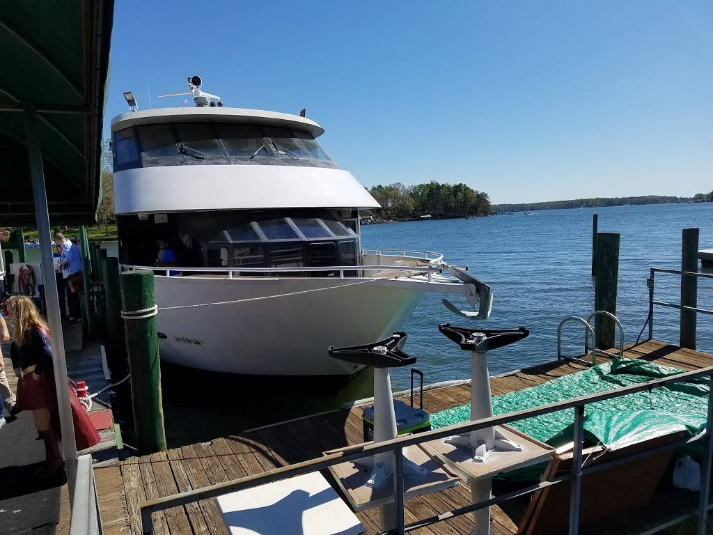 Catawba Queen | restaurant | 1459 River Hwy, Mooresville, NC 28117, USA | 7046632628 OR +1 704-663-2628