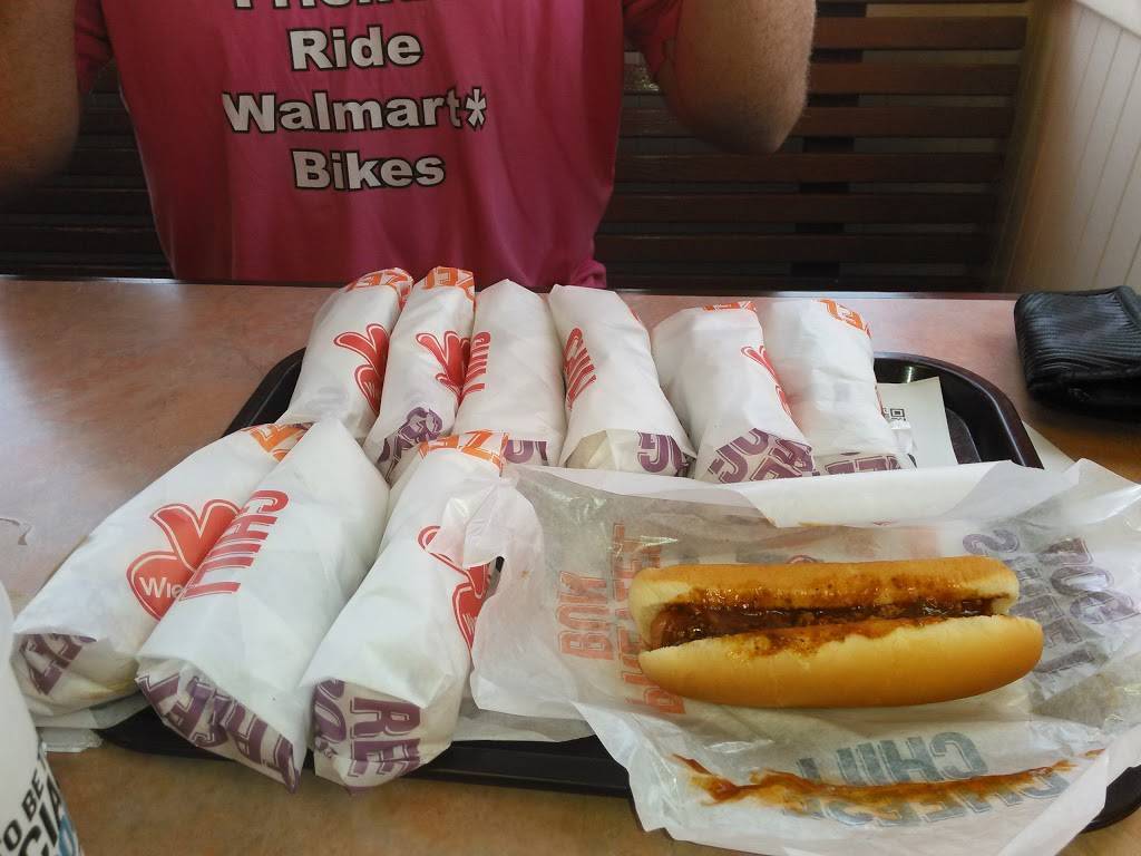 Wienerschnitzel | restaurant | 1904 Oates Dr, Mesquite, TX 75150, USA | 9726823643 OR +1 972-682-3643