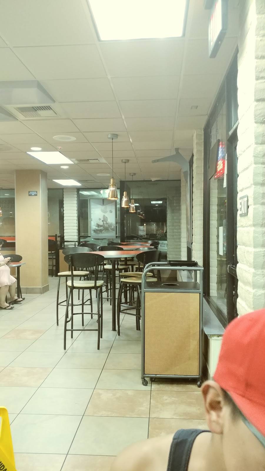 Jack in the Box | restaurant | 393 W Main St, El Cajon, CA 92020, USA | 6194472520 OR +1 619-447-2520