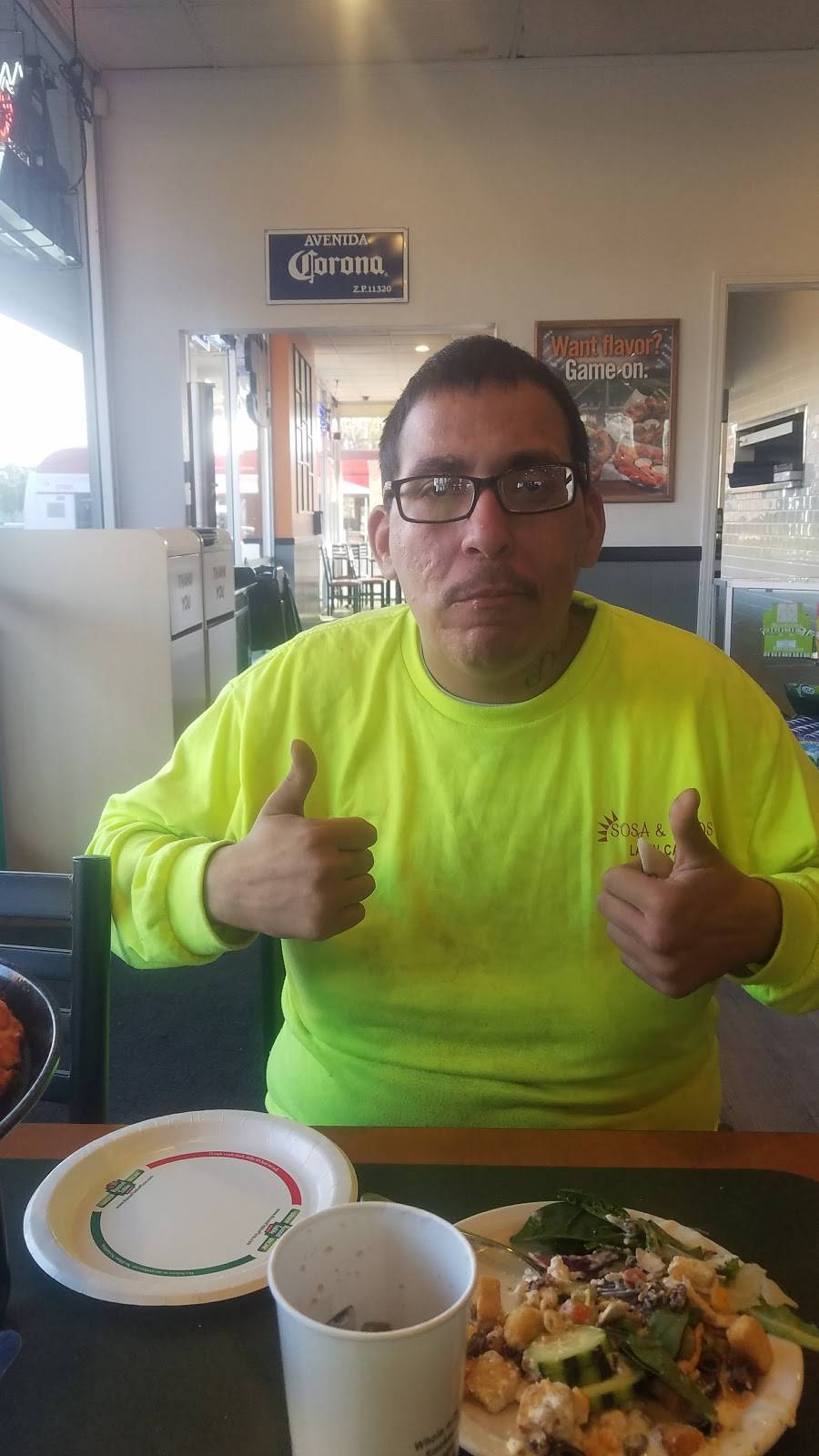 Round Table Pizza | meal delivery | 1737 E Katella Ave, Orange, CA 92867, USA | 7146397344 OR +1 714-639-7344