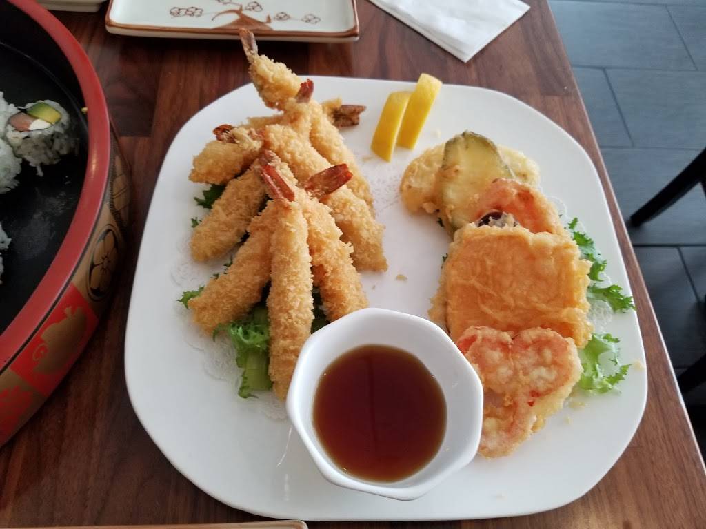 Momoyama Sushi House | restaurant | 80 E Rte 59, Nanuet, NY 10954, USA | 8456278888 OR +1 845-627-8888