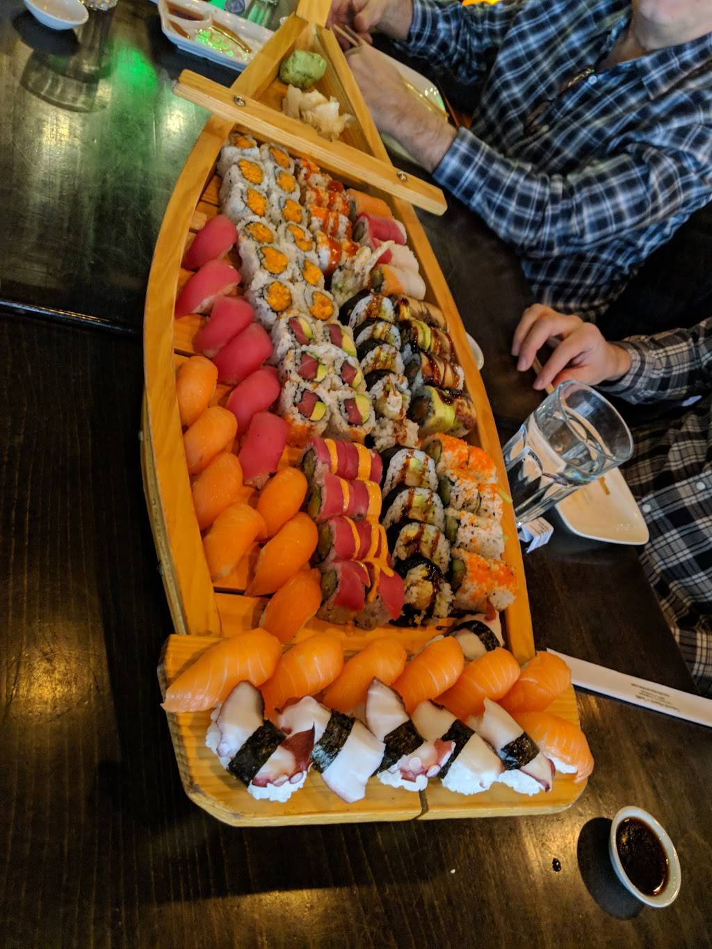 Todoroki | restaurant | 526 Davis St, Evanston, IL 60201, USA | 8477330536 OR +1 847-733-0536