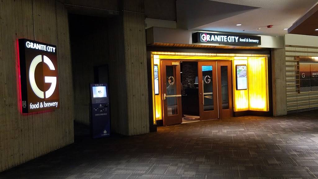 Granite City Food & Brewery | restaurant | 100 Renaissance Center Suite 1101, Detroit, MI 48243, USA | 3133099120 OR +1 313-309-9120