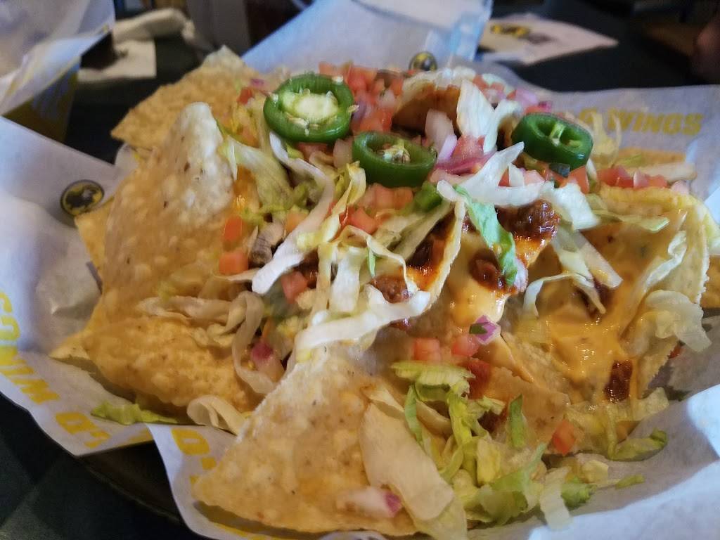 Buffalo Wild Wings | meal takeaway | 7524 Bluebonnet Blvd, Baton Rouge, LA 70810, USA | 2258198438 OR +1 225-819-8438