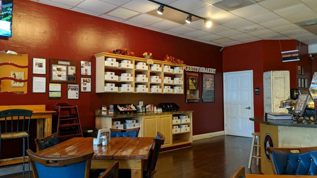 Gustitos Peruvian Bakery & Cafe | bakery | 5417 Airport-Pulling Rd, Naples, FL 34109, USA | 2392548115 OR +1 239-254-8115