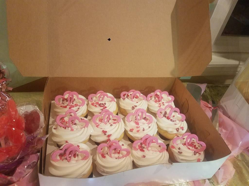 Rainbow Seafoods | restaurant | 7562 Haverford Ave, Philadelphia, PA 19151, USA | 2158772100 OR +1 215-877-2100