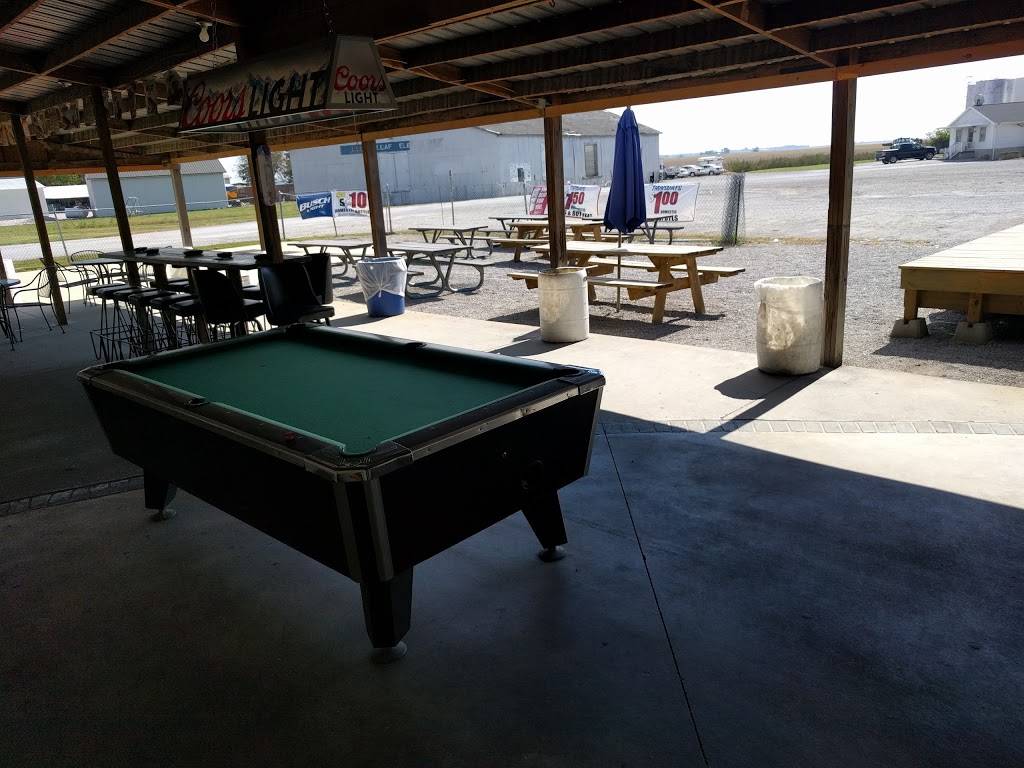 Kretzers Grill and Bar | restaurant | 218 W St Louis St, Hoyleton, IL 62803, USA | 6184936660 OR +1 618-493-6660