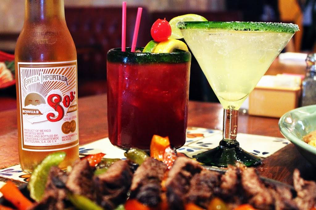 Mi Pueblo El Restaurante Mexicano | restaurant | Palm Plaza, 4436 Bee Ridge Rd, Sarasota, FL 34233, USA | 9413792880 OR +1 941-379-2880